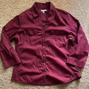 💜 3 for $10 Croft & Barrow Burgundy Button-Up Shirt